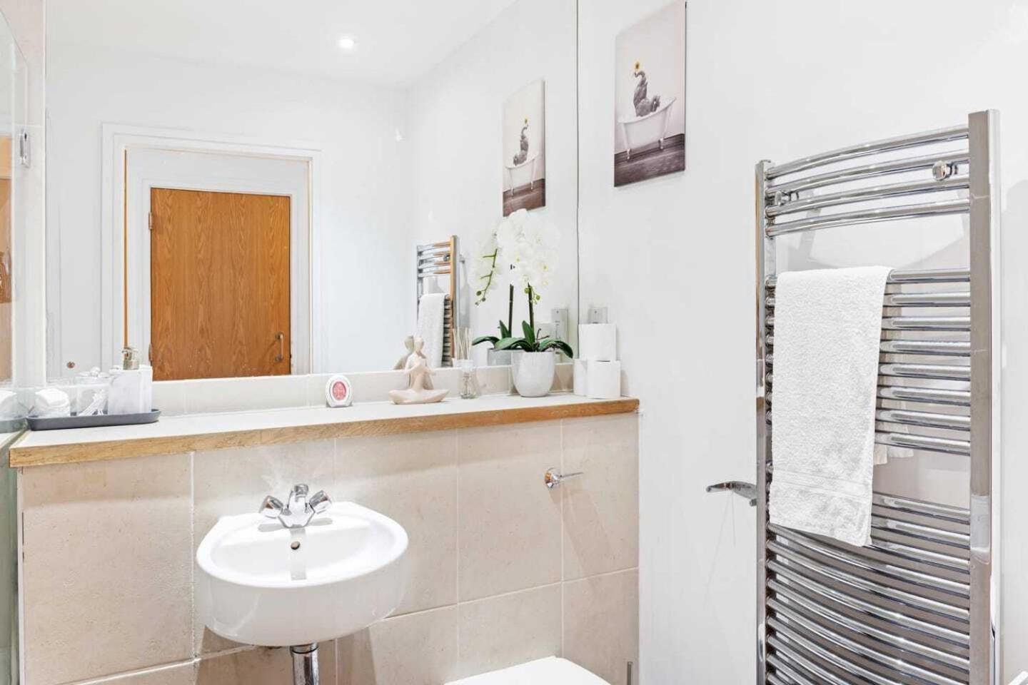 Apartment Grand , 2 Double Bedroom With Free Parking , Birmingham